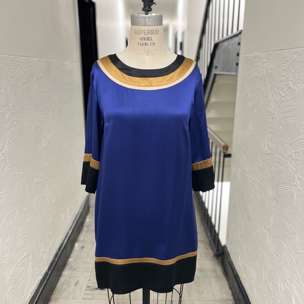 Kensie 100% silk tunic dress, fits a size 6